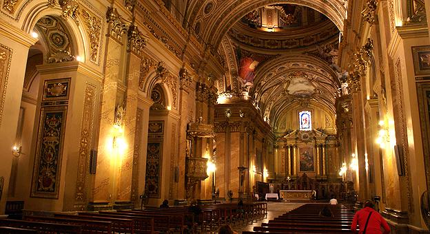 Interior Iglesia San Francisco